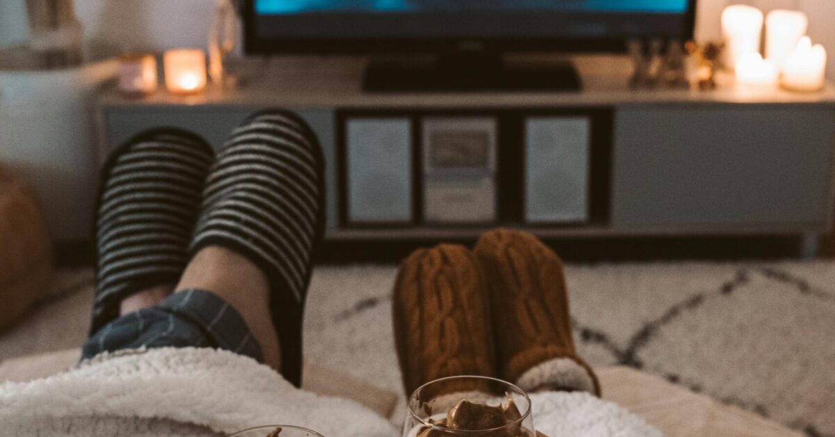 The Complete Guide to Women’s Diabetic Slippers: Comfort, Safety, and Health Combined